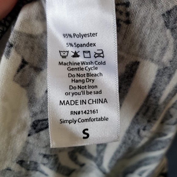 Lularoe  Black & White Floral Carly - Picture 4 of 4